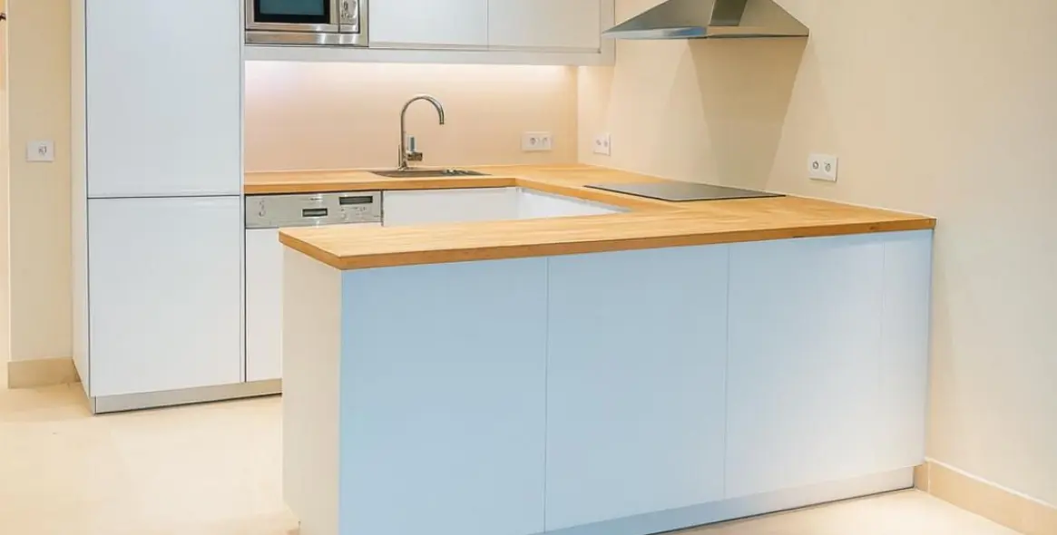 Продажа апартаментов на первом этаже в Nueva Andalucía 1