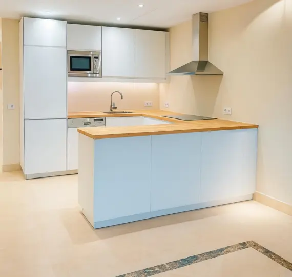 Venta de apartamento en planta baja en Nueva Andalucía