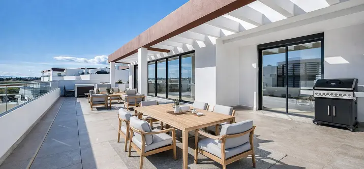 Sale of penthouse in Cancelada 0