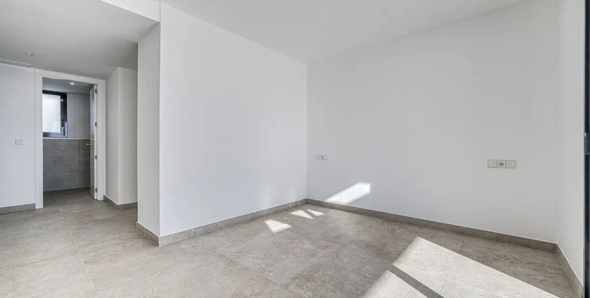 Sale of penthouse in Cancelada 23