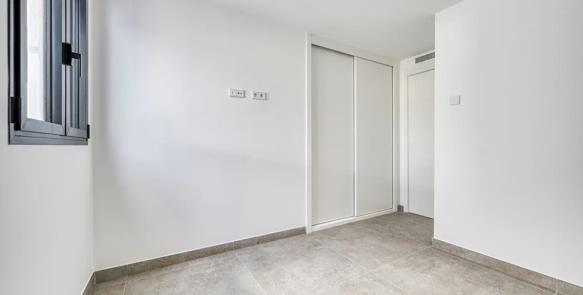 Sale of penthouse in Cancelada 24