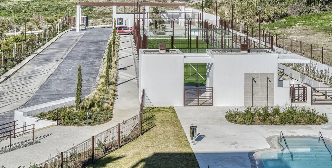 Sale of penthouse in Cancelada 66