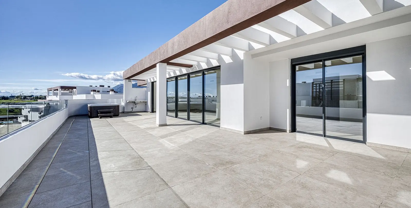 Sale of penthouse in Cancelada 14