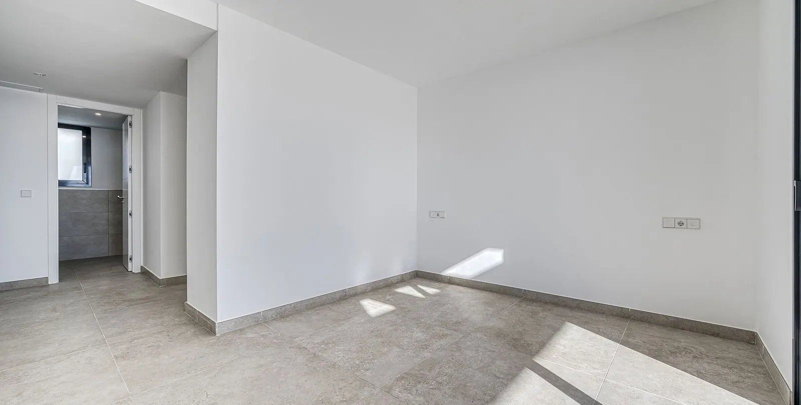 Sale of penthouse in Cancelada 23