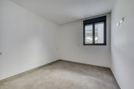 Image 31 thumb