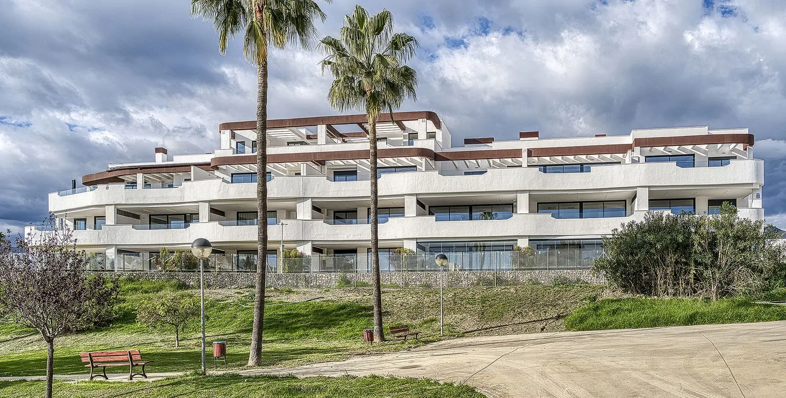 Sale of penthouse in Cancelada 37