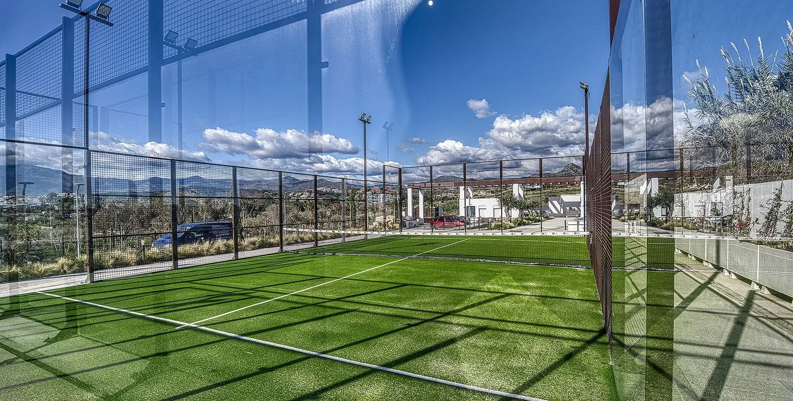 Sale of penthouse in Cancelada 55