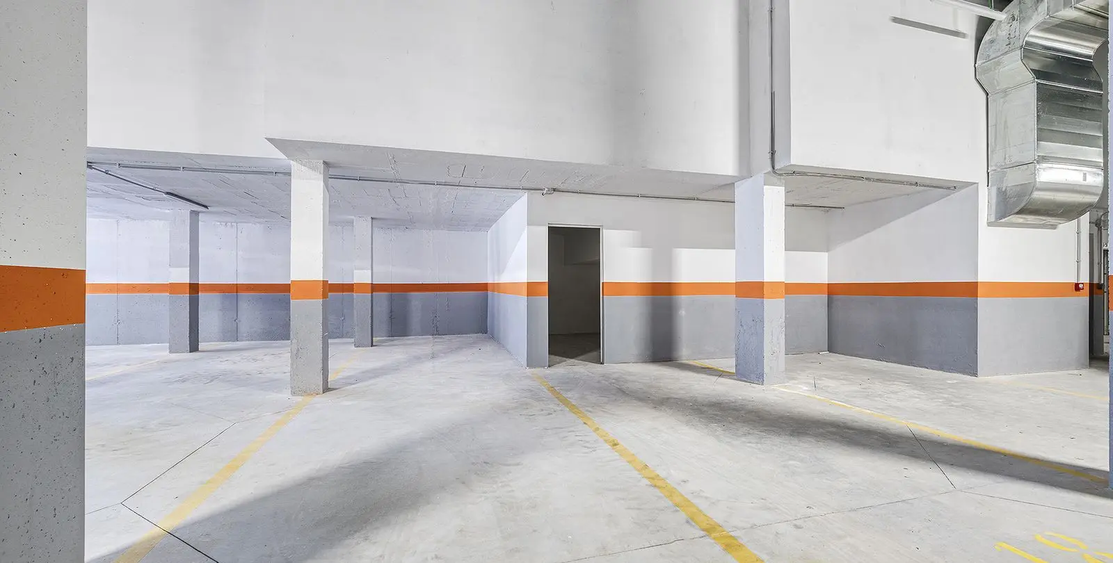 Sale of penthouse in Cancelada 57