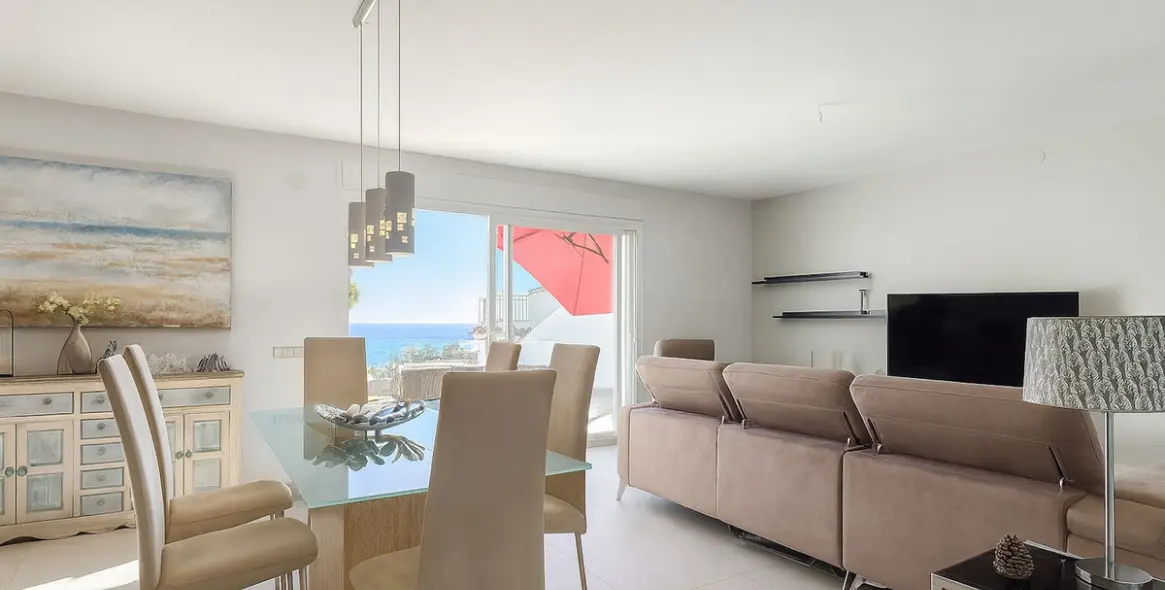 Продажа  отдельно стоящей виллы в La Cala de Mijas 16