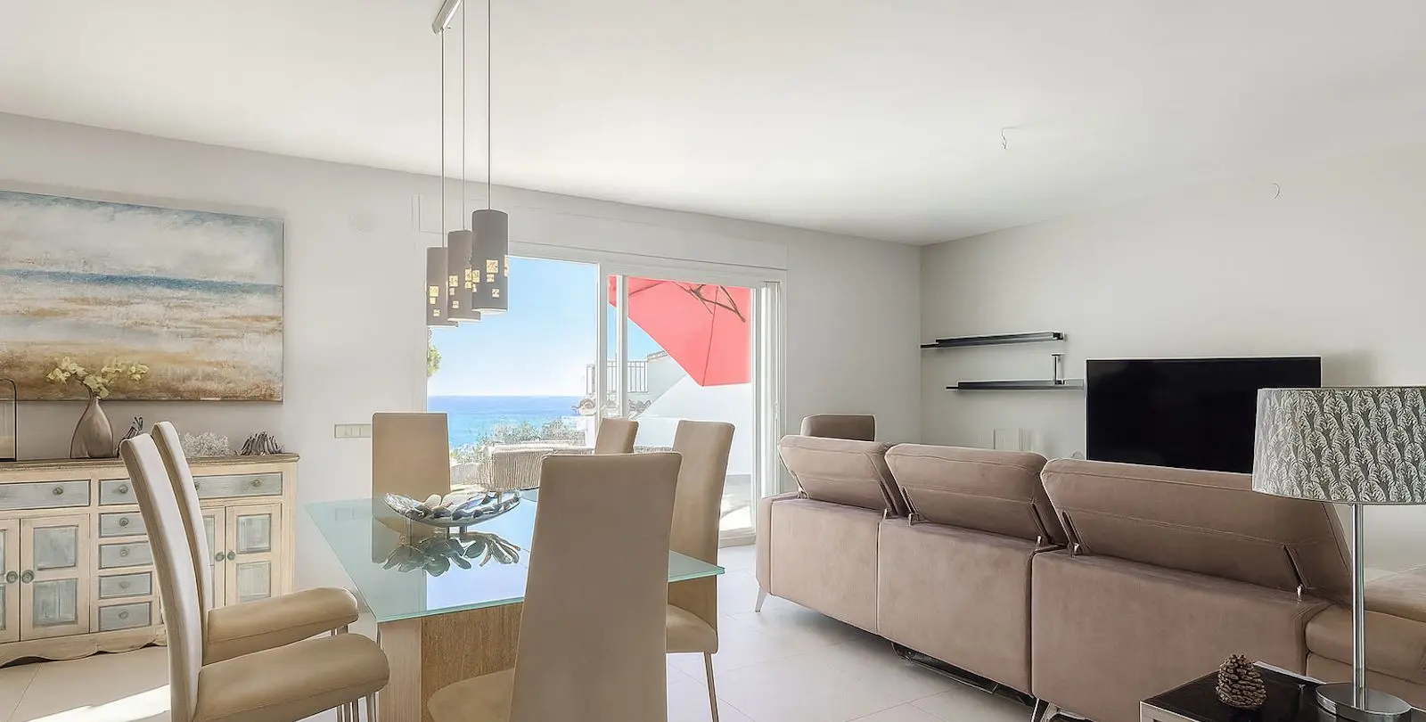 Sale of detached villa in La Cala de Mijas 16