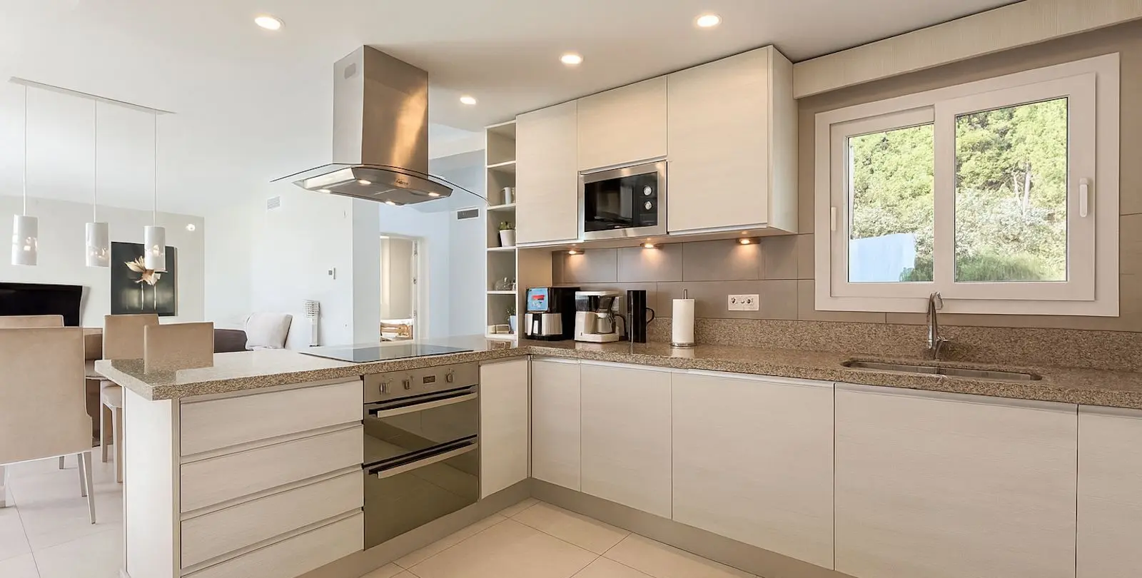 Sale of detached villa in La Cala de Mijas 29
