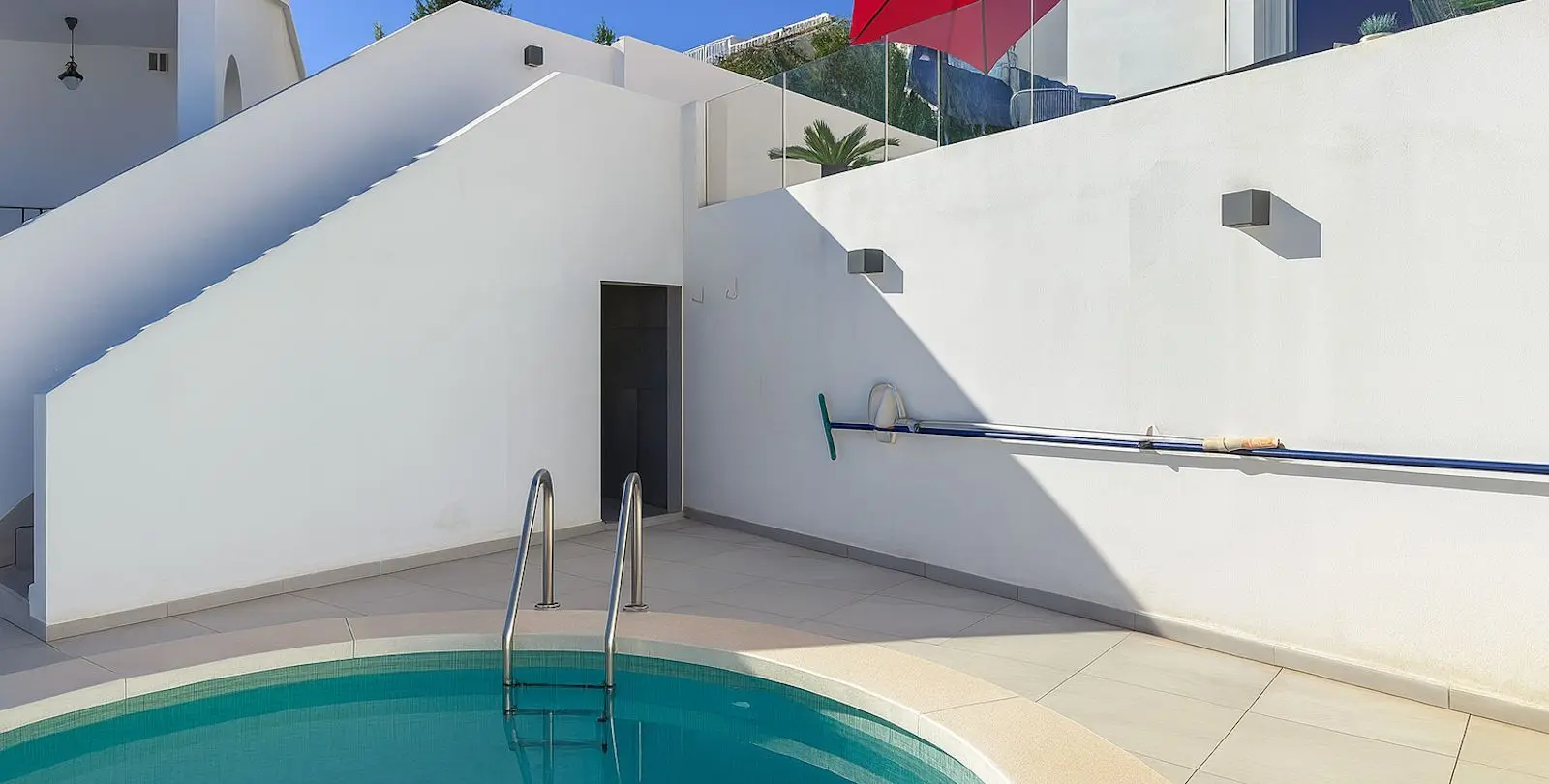 Sale of detached villa in La Cala de Mijas 44
