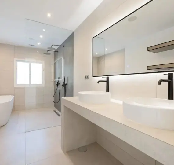 Продажа  отдельно стоящей виллы в Atalaya