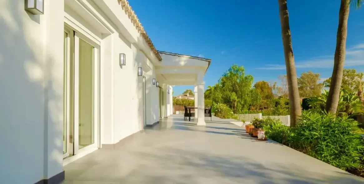 Продажа  отдельно стоящей виллы в Atalaya 18