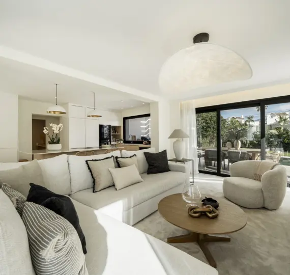 Venta de villa independiente en San Pedro de Alcántara