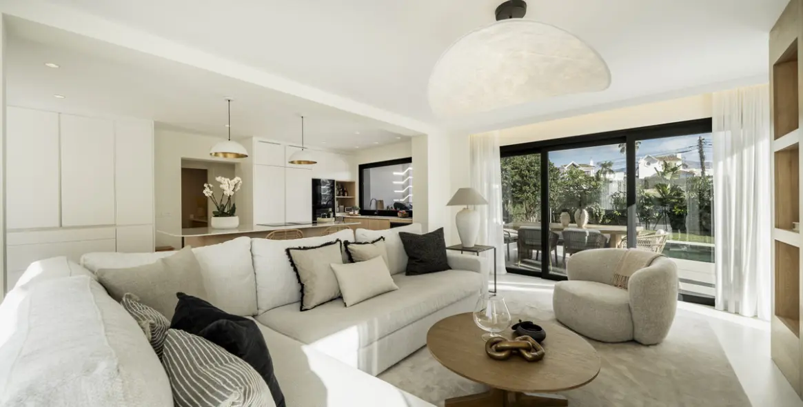 Venta de villa independiente en San Pedro de Alcántara 5