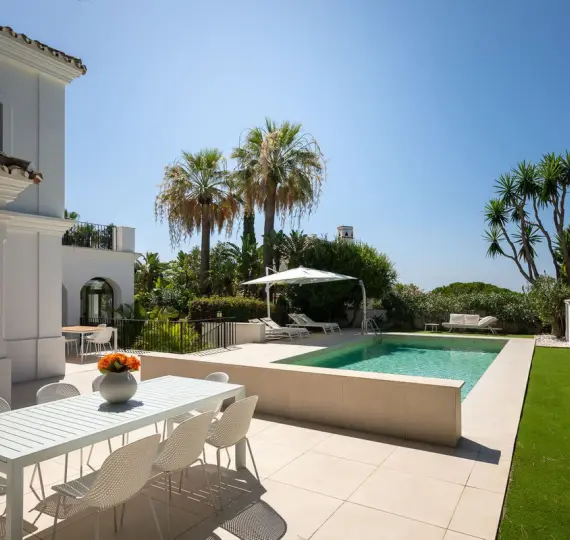 Продажа  отдельно стоящей виллы в Marbesa