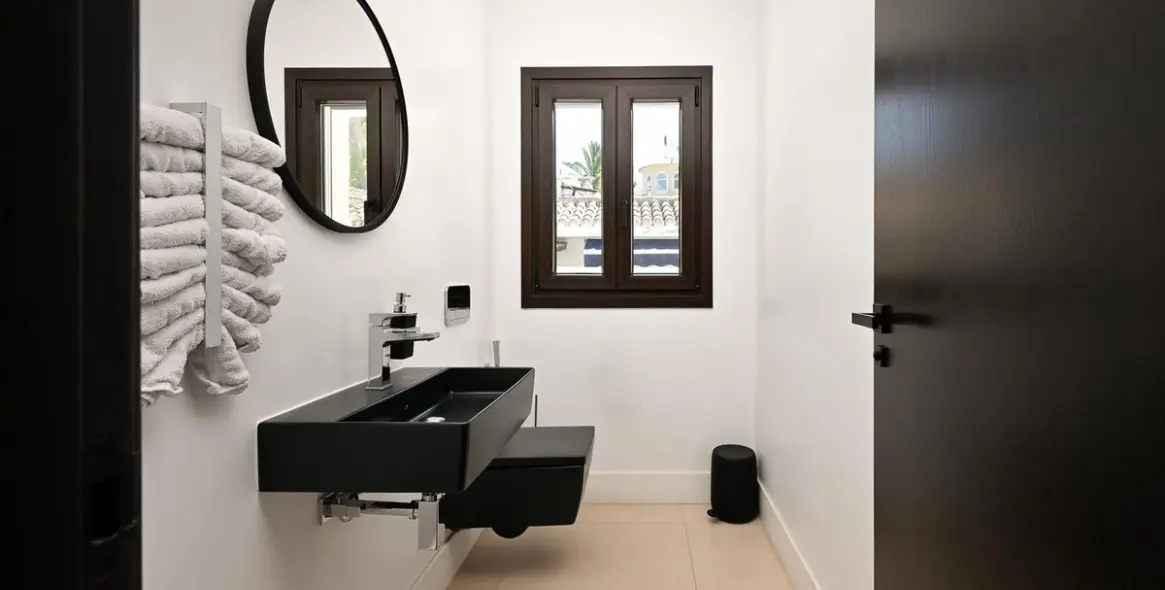 Sale of detached villa in Marbesa 20