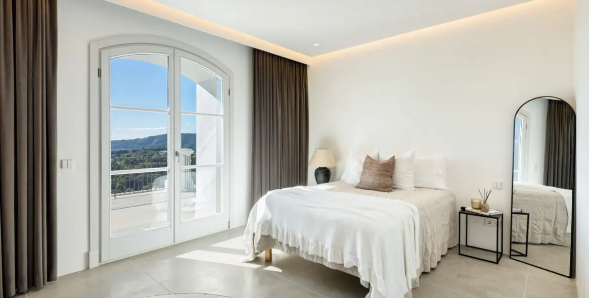 Sale of detached villa in Benahavís 26