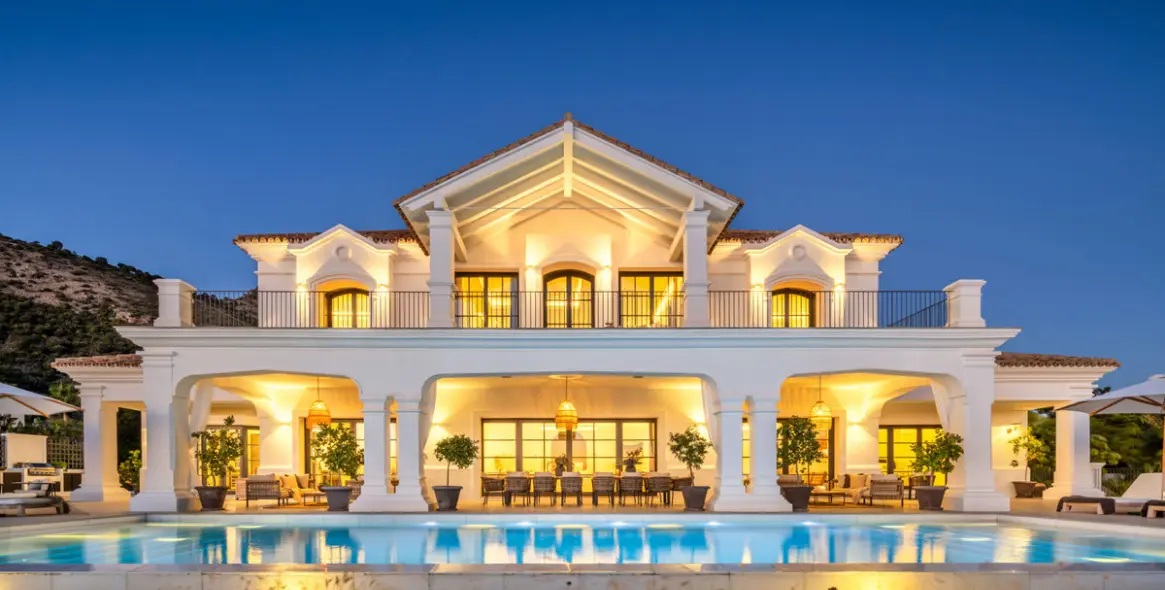 Sale of detached villa in Benahavís 42