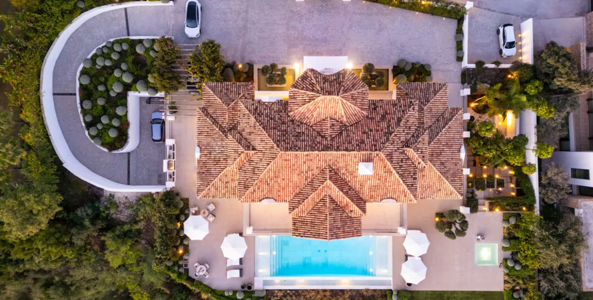 Sale of detached villa in Benahavís 50