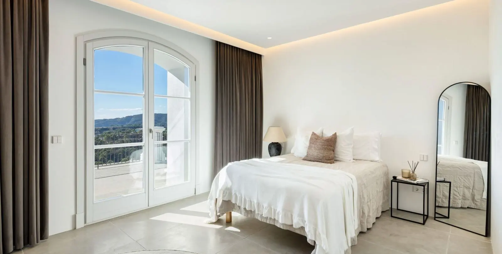 Venta de villa independiente en Benahavís 26