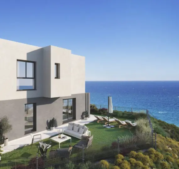 Sale of semi-detached house in Lagos