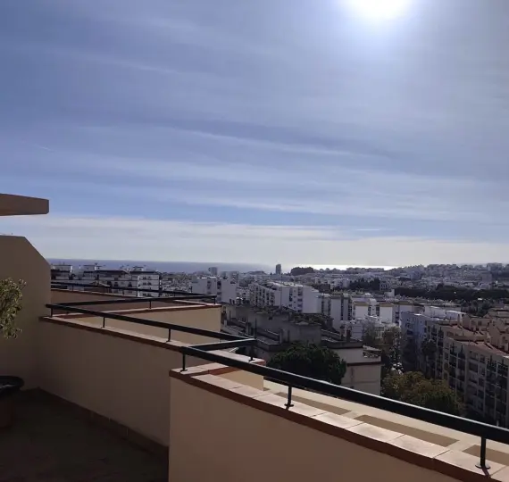 Продажа пентхауса в Estepona