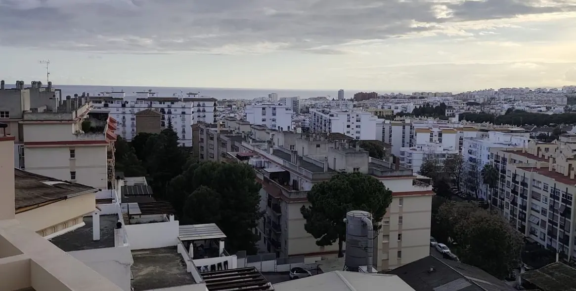 Продажа пентхауса в Estepona 24