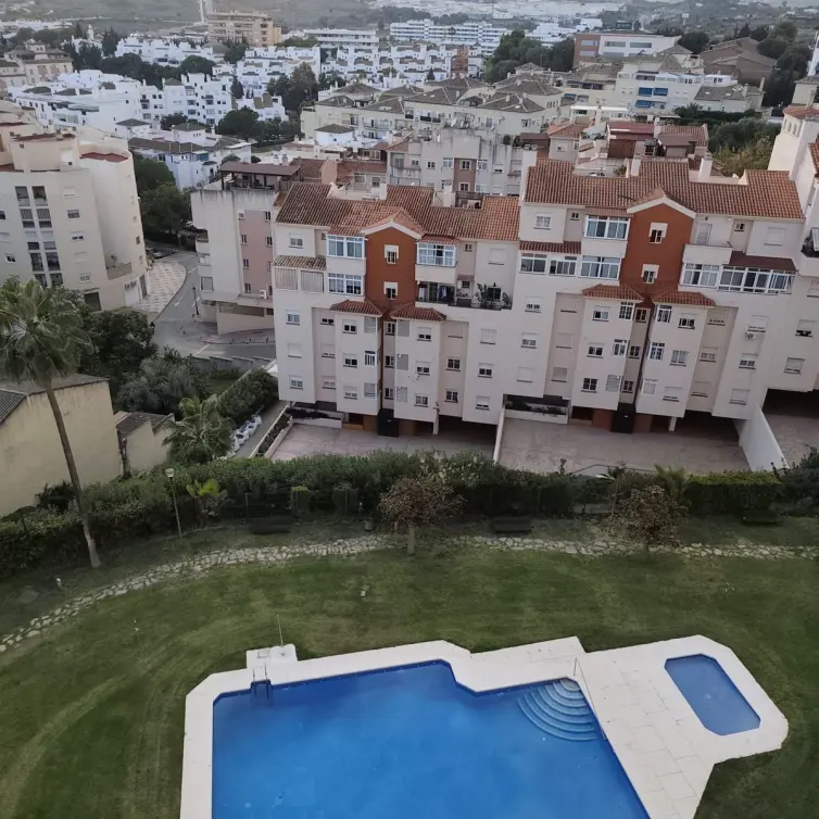 Sale of penthouse in Estepona