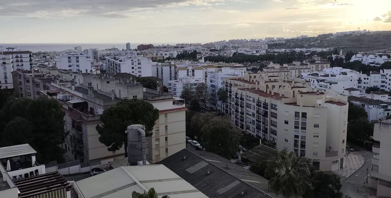 Sale of penthouse in Estepona 23
