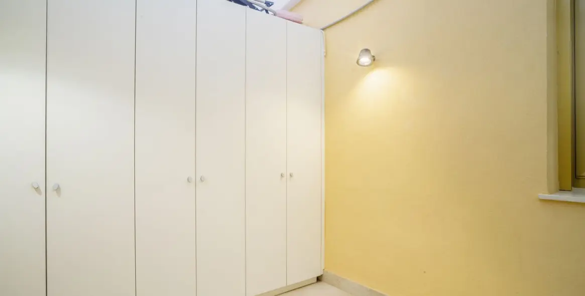 Sale of middle floor apartment in Marbella 37