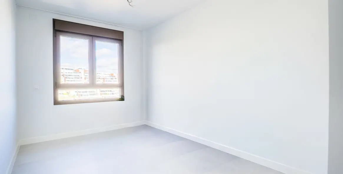 Sale of middle floor apartment in Estepona 19