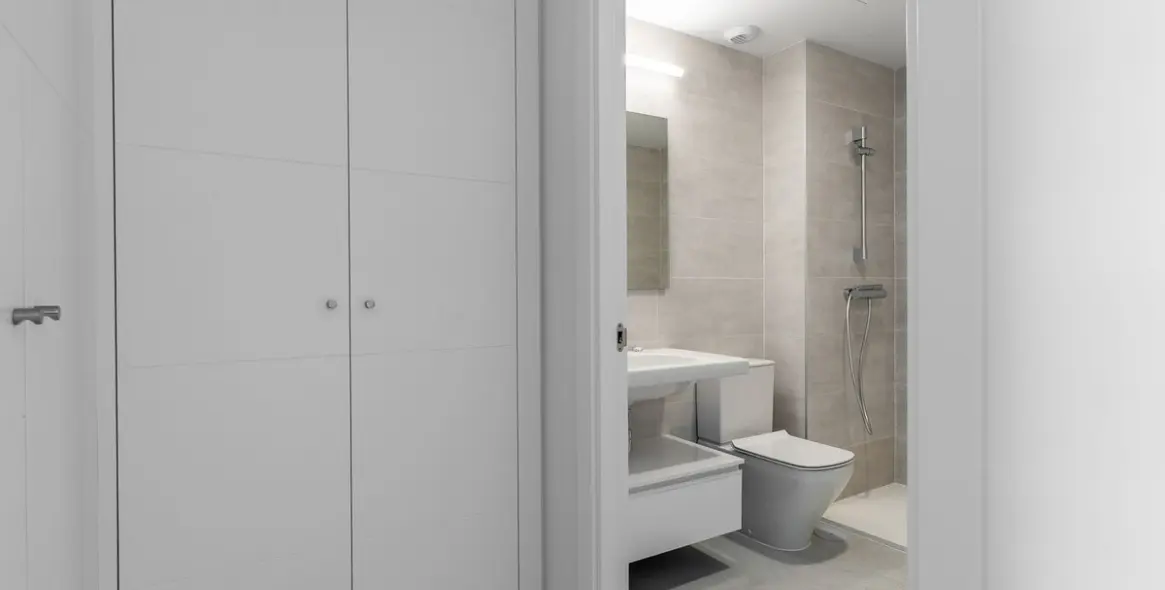 Продажа апартаментов на среднем этаже в Estepona 21