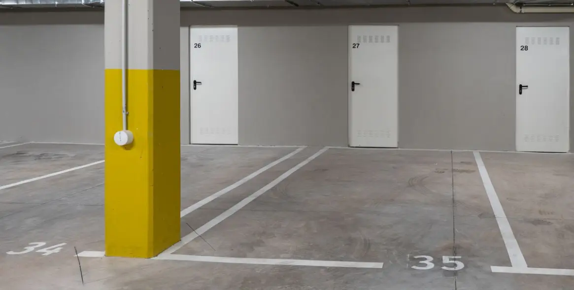 Продажа апартаментов на среднем этаже в Estepona 29