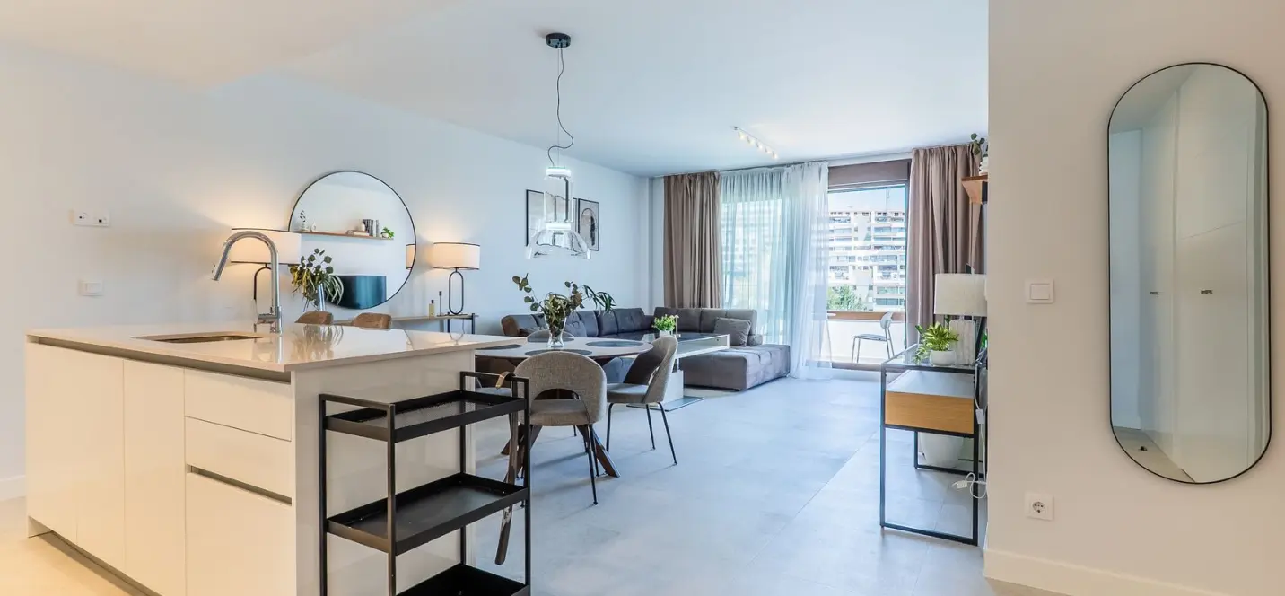 Продажа апартаментов на среднем этаже в Estepona 2