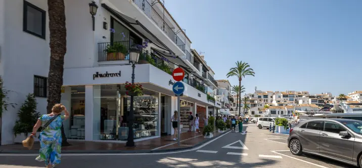 Апартаменты на среднем этаже R5080849 1