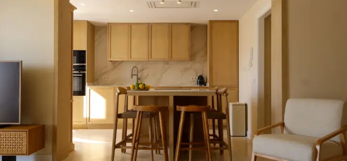 Sale of middle floor apartment in Nueva Andalucía 1