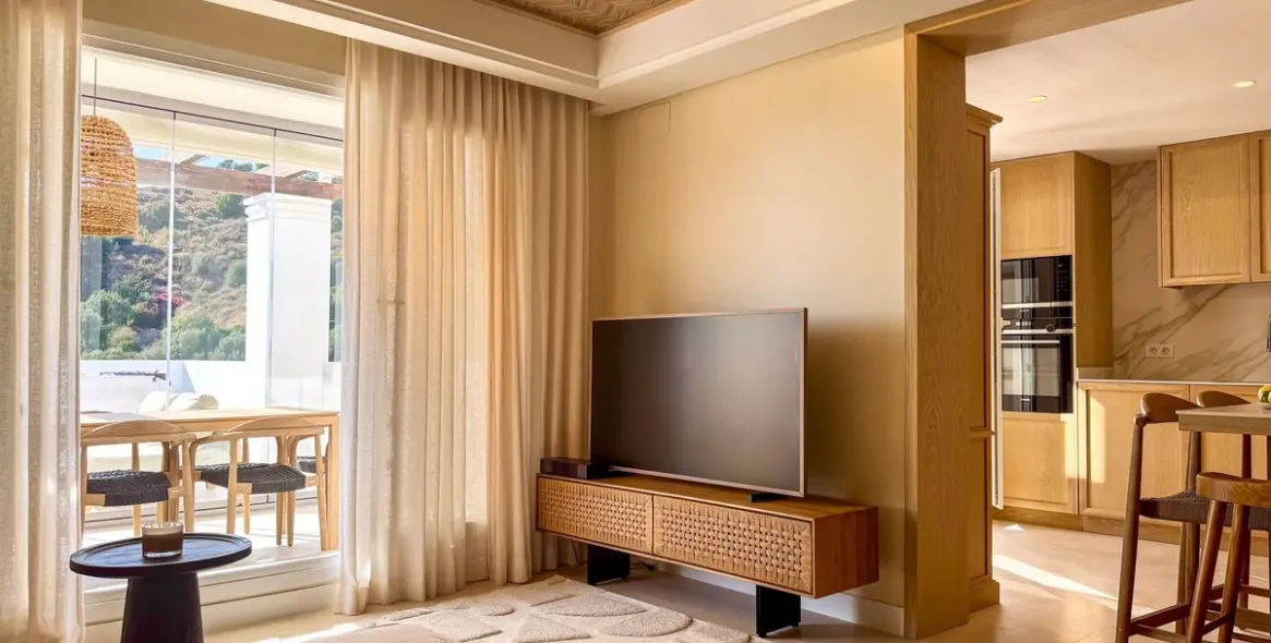 Sale of middle floor apartment in Nueva Andalucía 31