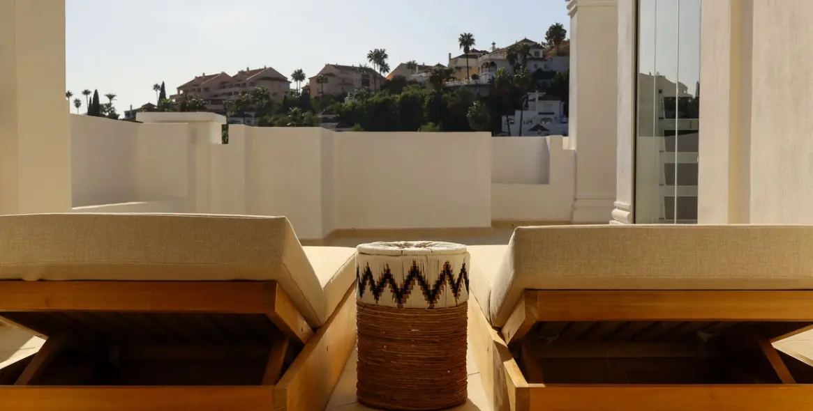 Sale of middle floor apartment in Nueva Andalucía 47