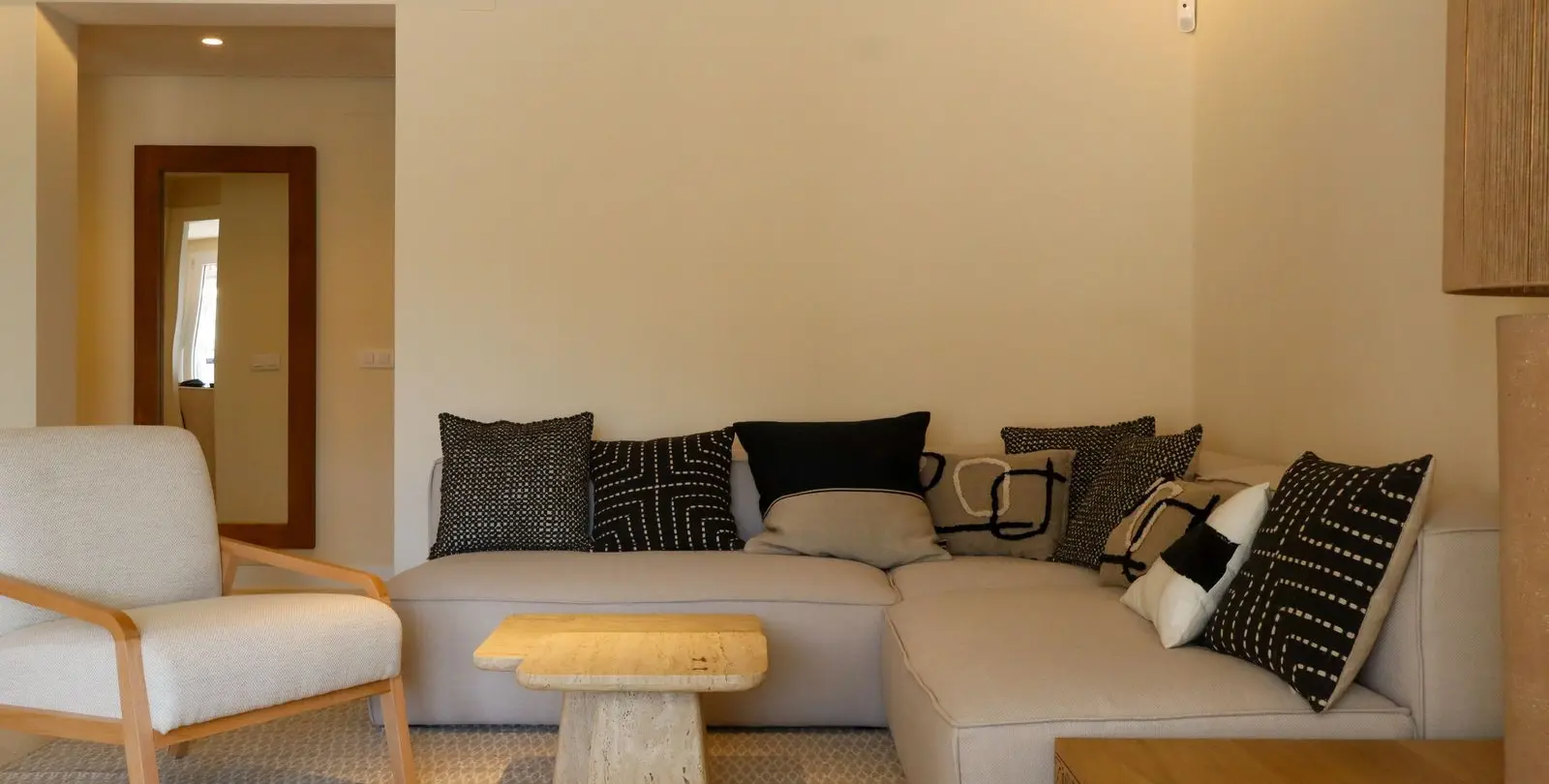 Venta de apartamento en planta media en Nueva Andalucía 24