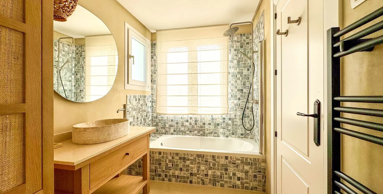 Venta de apartamento en planta media en Nueva Andalucía 71