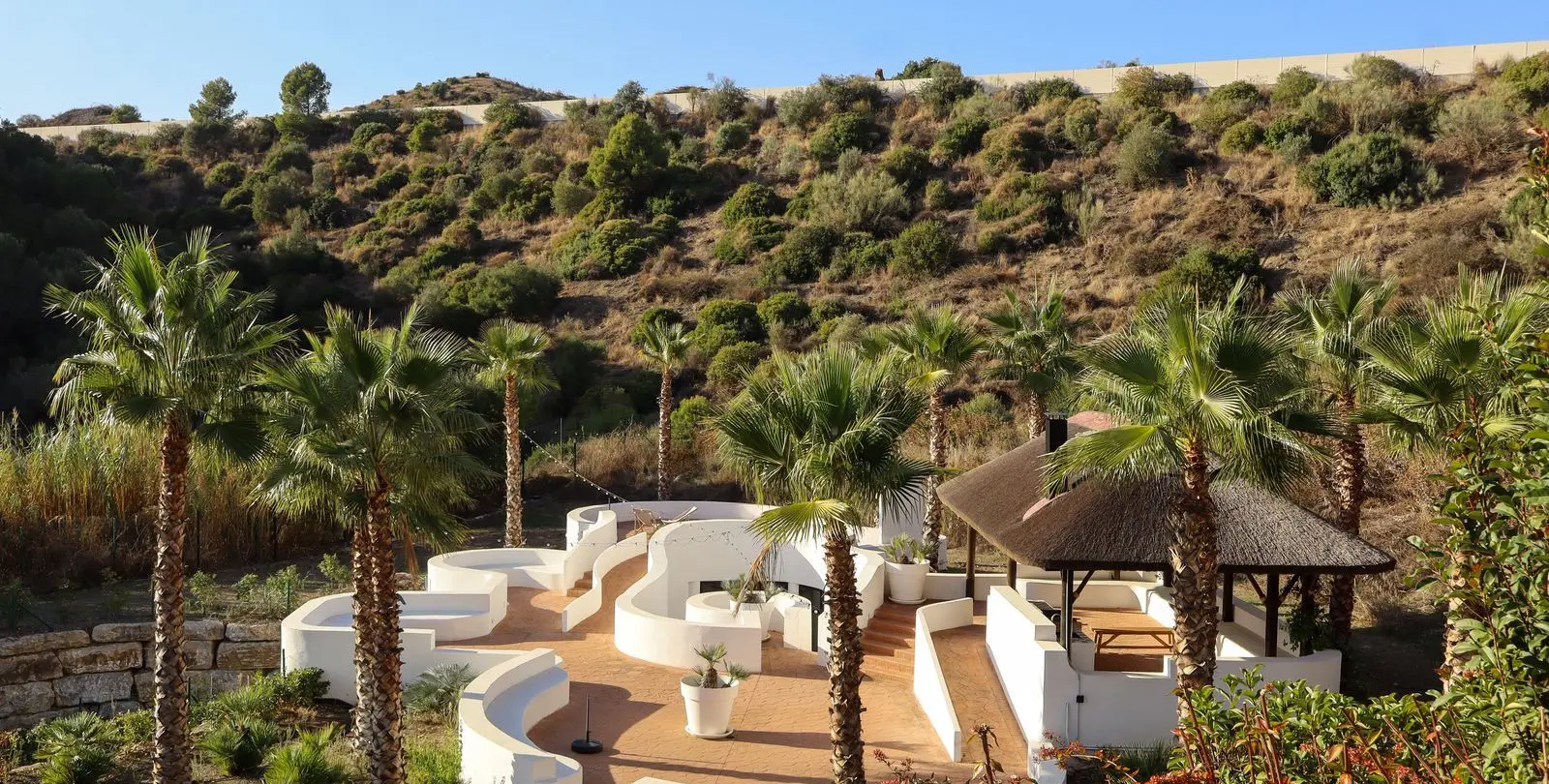 Venta de apartamento en planta media en Nueva Andalucía 80