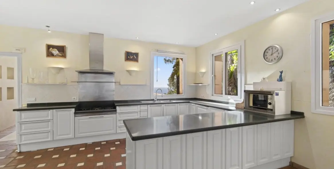 Venta de villa independiente en La Mairena 10