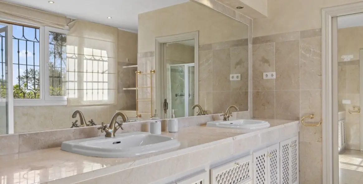 Venta de villa independiente en La Mairena 14