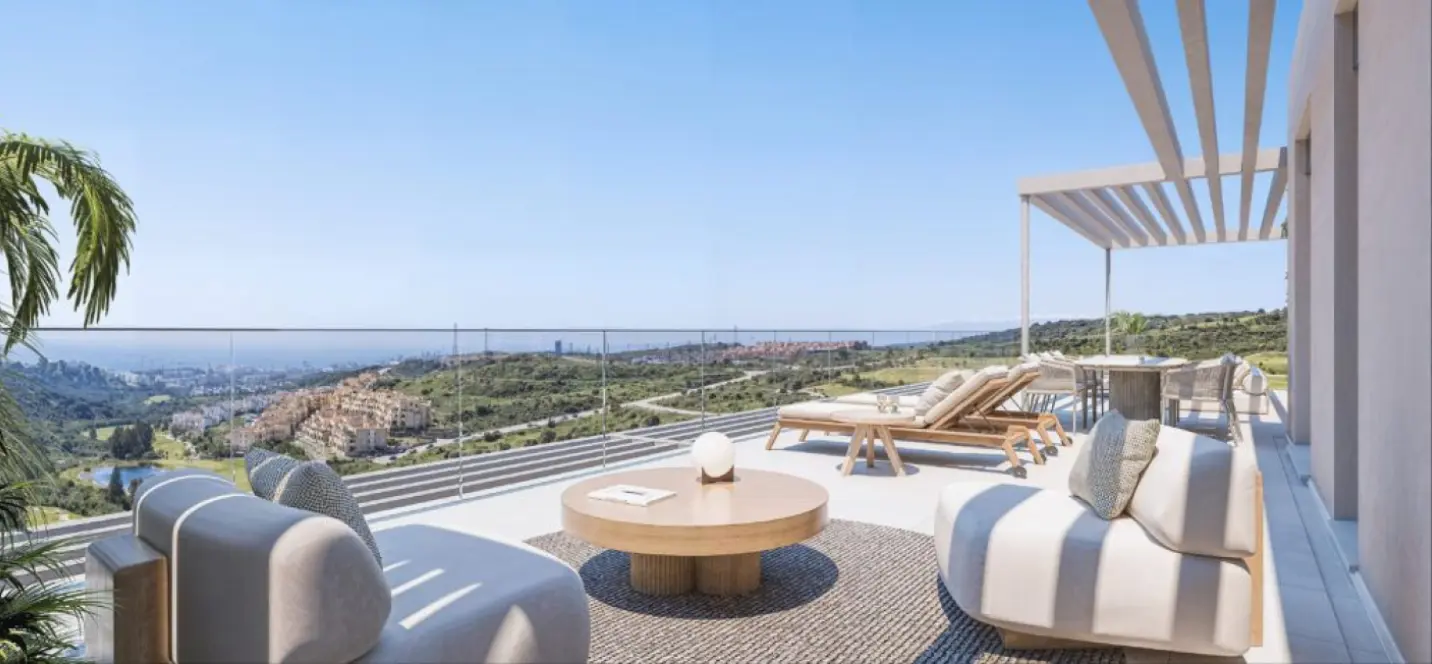 Venta de apartamento en planta baja en Estepona 2