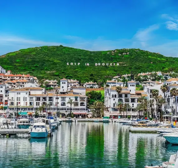 Продажа апартаментов на первом этаже в La Duquesa