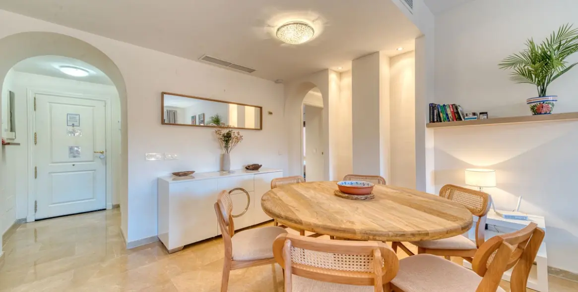 Продажа апартаментов на первом этаже в La Duquesa 4