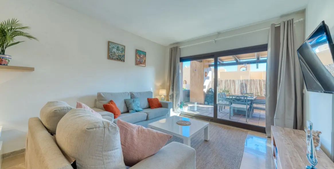 Продажа апартаментов на первом этаже в La Duquesa 13