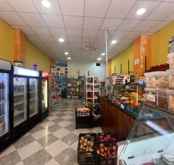 Sale of commercial premises in Estepona